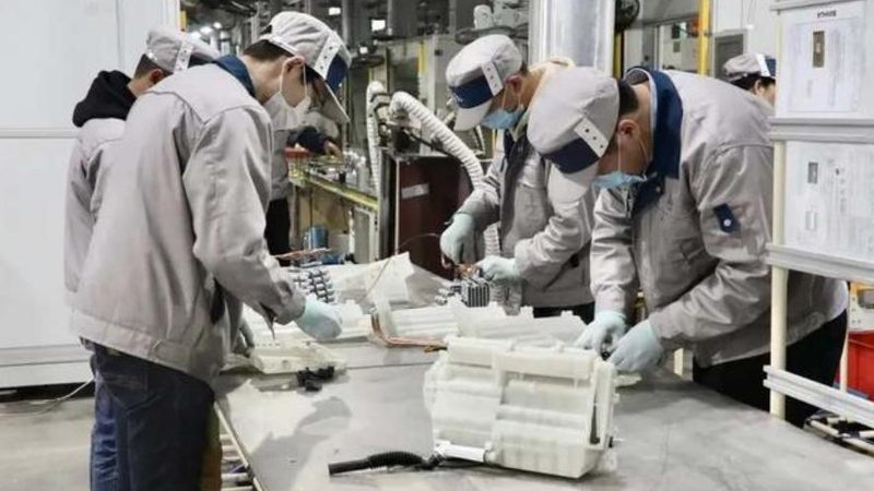 数控机床夹具：精准制造的关键要素